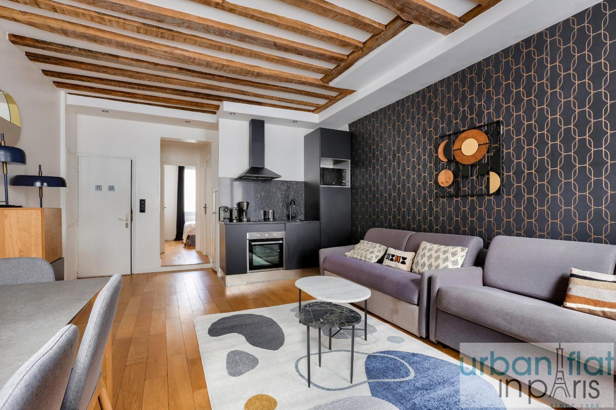 Urban Flat 96 - 1 Bedroom Aboukir Apartment